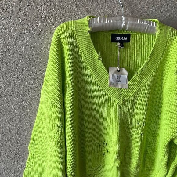 SEROYA set includes sweater and joggers - Picture 5 of 14